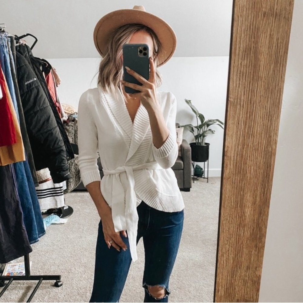 BCBGMaxAzria White Cardigan Sweater